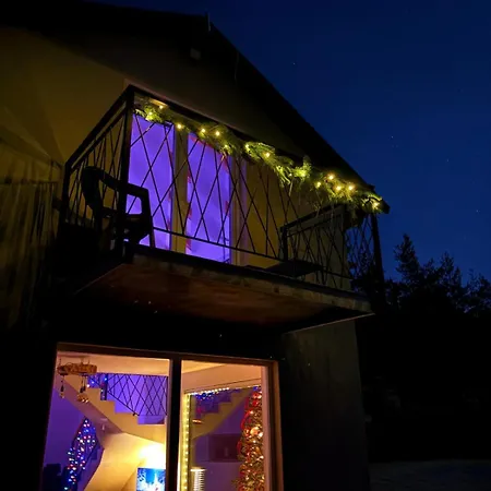 ヴィラ Marija リヴノ